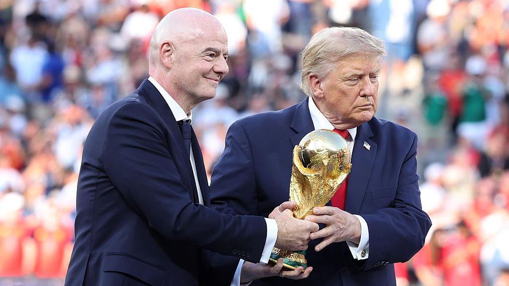 世界杯2026：詹尼·因凡蒂诺呼吁批评者“冥想、祈祷或观看足球”